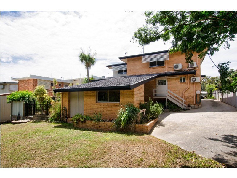 19 Hill Crescent, West Gladstone QLD 4680