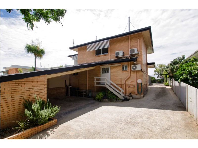 19 Hill Crescent, West Gladstone QLD 4680