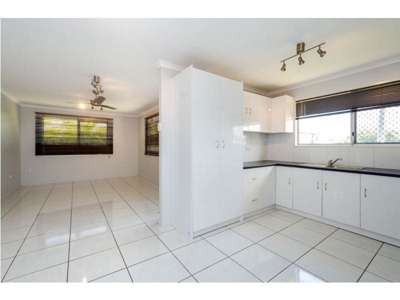 3 Tuna Street, Toolooa QLD 4680