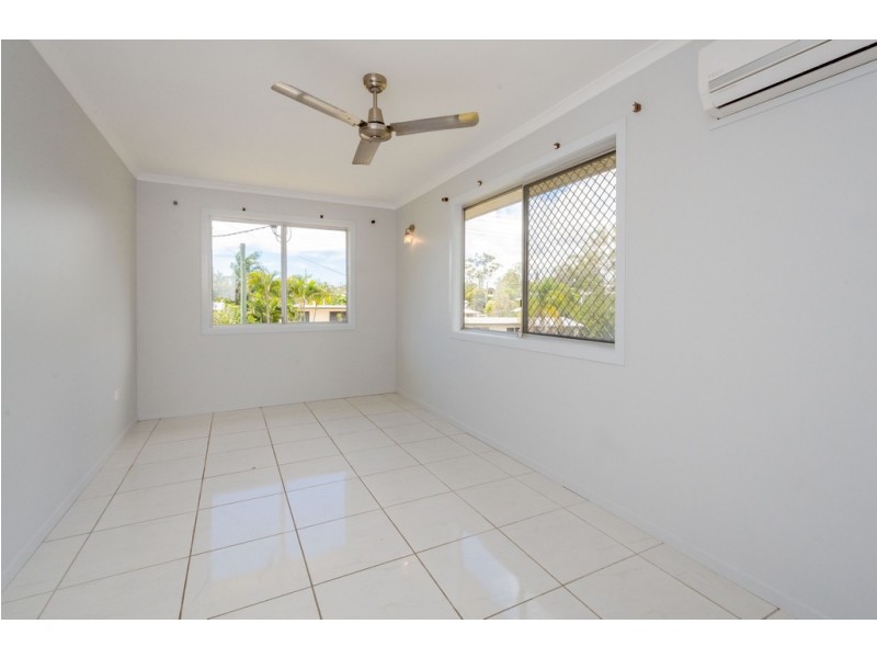 3 Tuna Street, Toolooa QLD 4680
