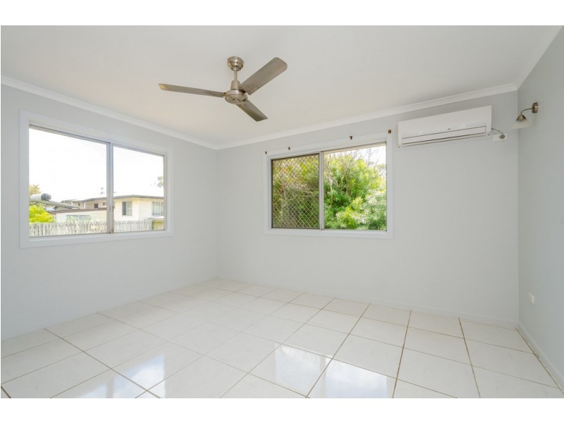 3 Tuna Street, Toolooa QLD 4680