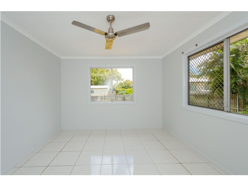 3 Tuna Street, Toolooa QLD 4680