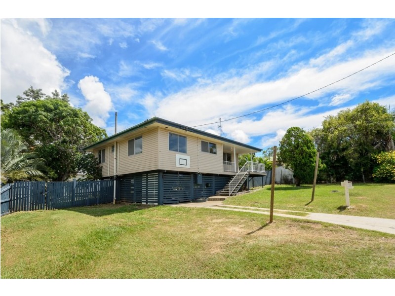 3 Tuna Street, Toolooa QLD 4680