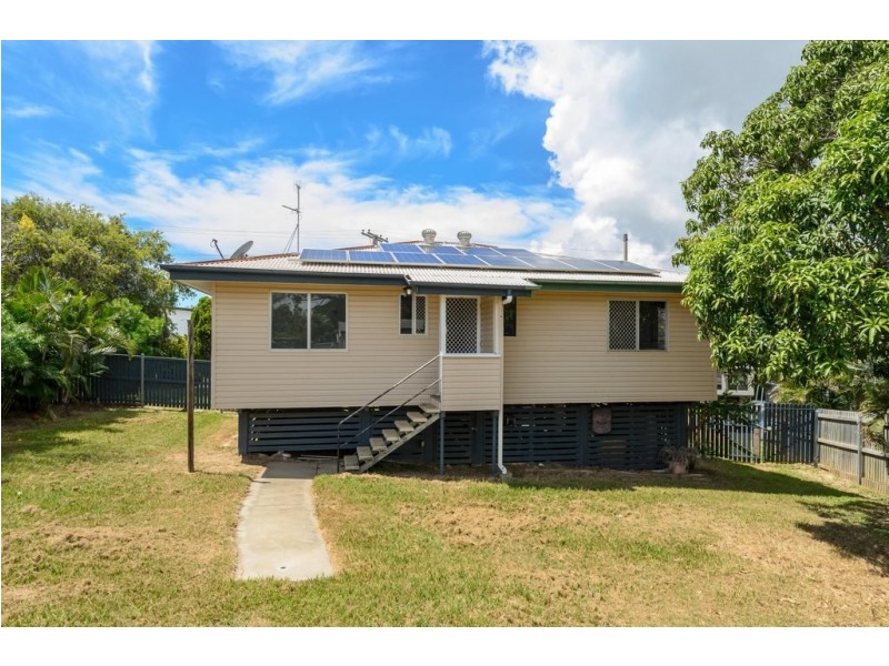 3 Tuna Street, Toolooa QLD 4680