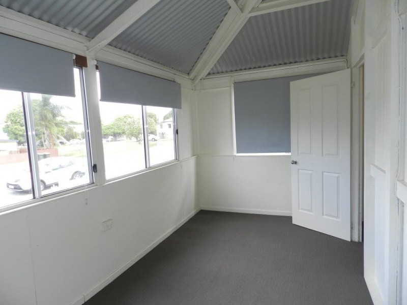 2 Herbert Street, Gladstone QLD 4680