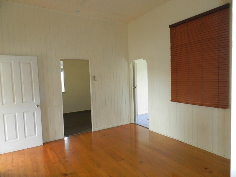 2 Herbert Street, Gladstone QLD 4680