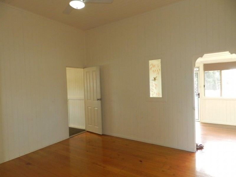 2 Herbert Street, Gladstone QLD 4680