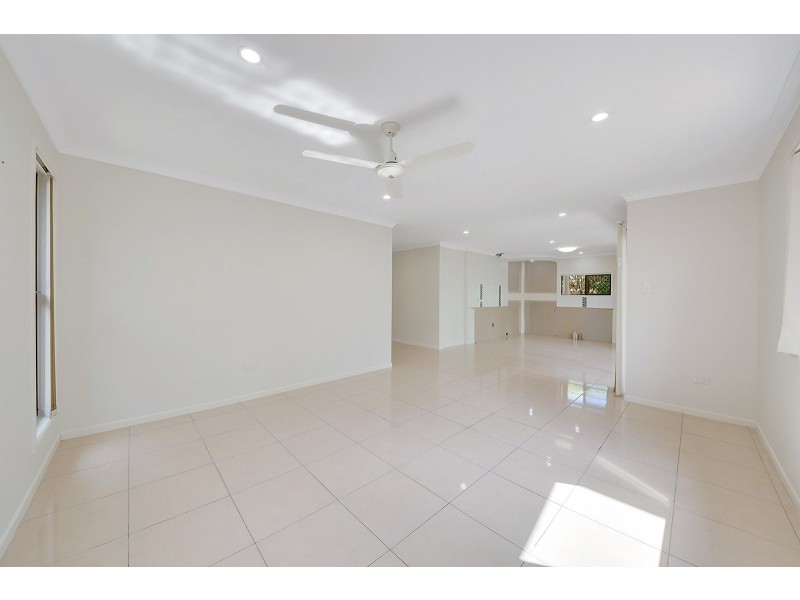 159a J Hickey Avenue, Clinton QLD 4680