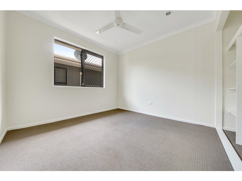 159b J Hickey Avenue, Clinton QLD 4680