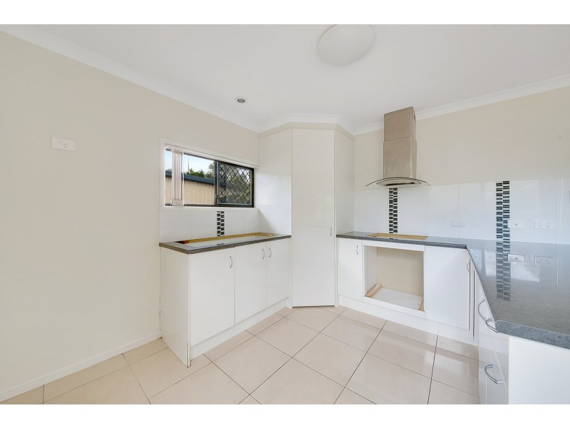 159b J Hickey Avenue, Clinton QLD 4680