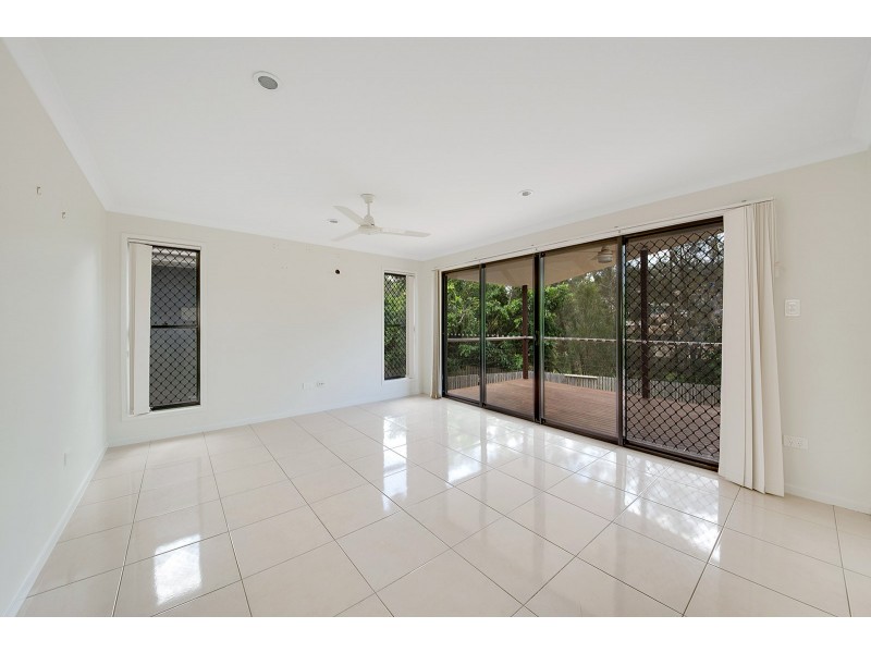 159b J Hickey Avenue, Clinton QLD 4680