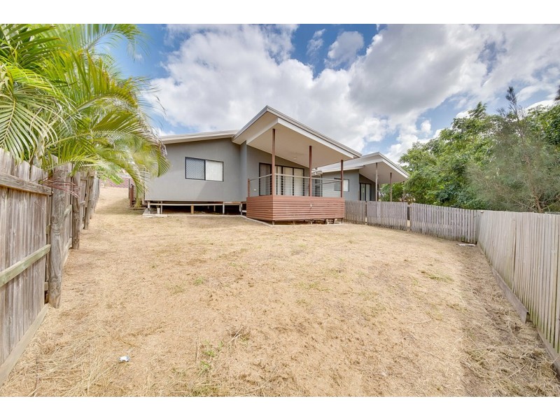 159b J Hickey Avenue, Clinton QLD 4680