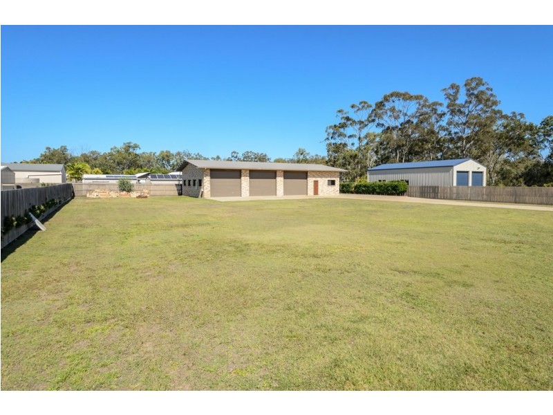 26 PARKSVILLE DRIVE, New Auckland QLD 4680