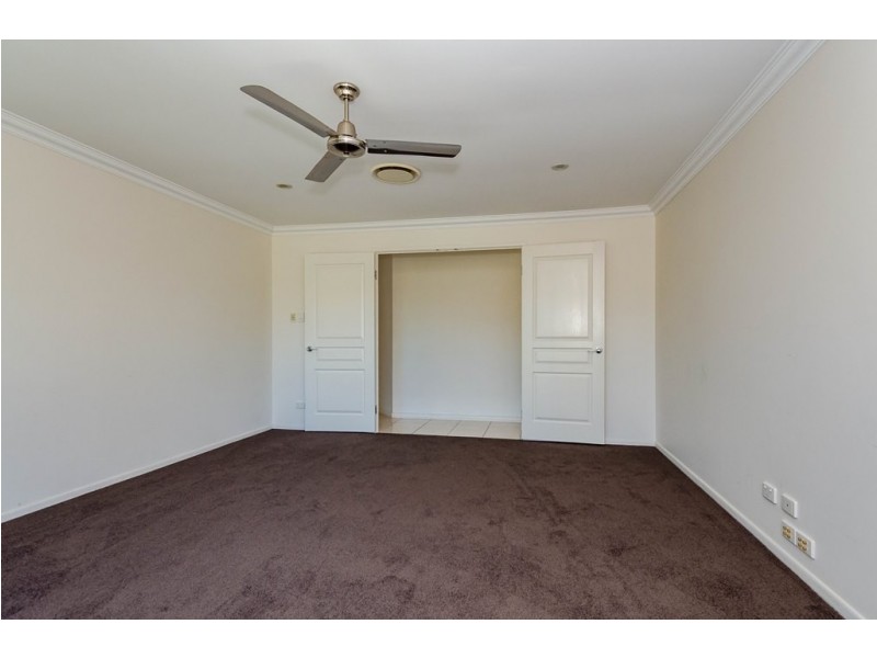 26 PARKSVILLE DRIVE, New Auckland QLD 4680