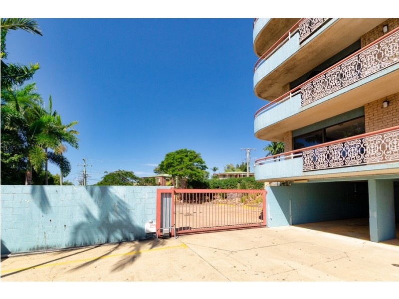 1/7 KENT STREET, West Gladstone QLD 4680