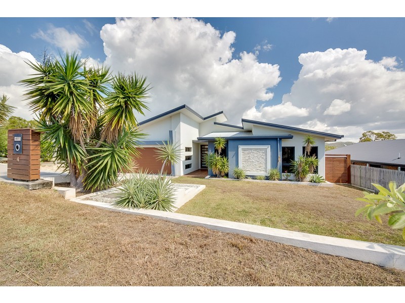 4 Wyara Close, Clinton QLD 4680