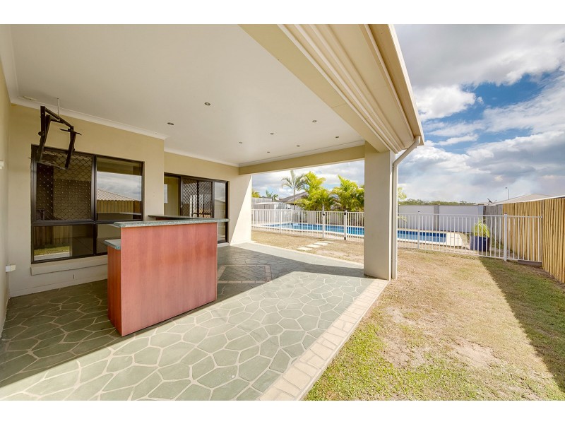 18 DORINDA CLOSE, Clinton QLD 4680
