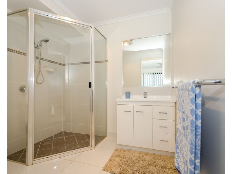 3 Southern Cross Close, Telina QLD 4680