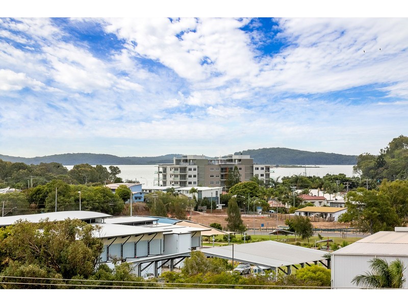 Unit 8/1 Bayne Street, West Gladstone QLD 4680