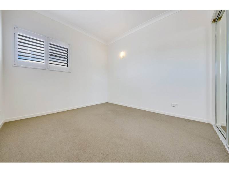 Unit 8/1 Bayne Street, West Gladstone QLD 4680