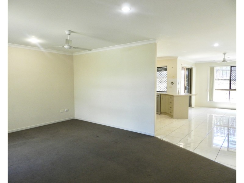 43 Clarance Drive, New Auckland QLD 4680