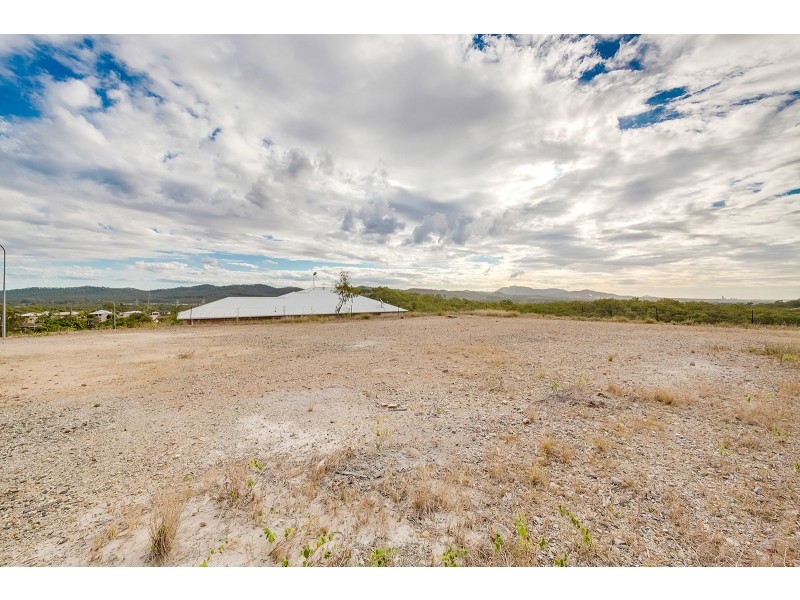 32 Cania Way, Clinton QLD 4680