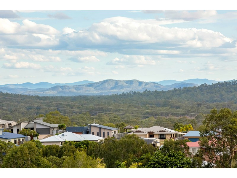 32 Cania Way, Clinton QLD 4680