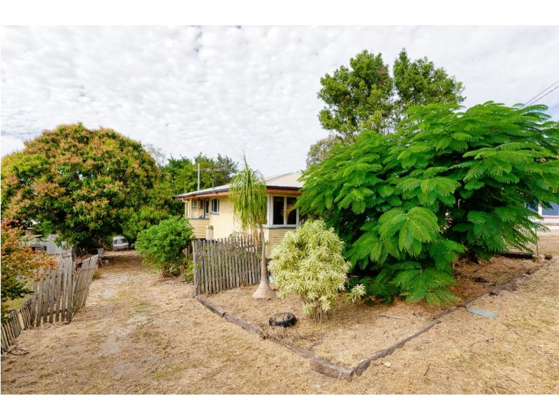 10 Elizabeth Street, South Gladstone QLD 4680