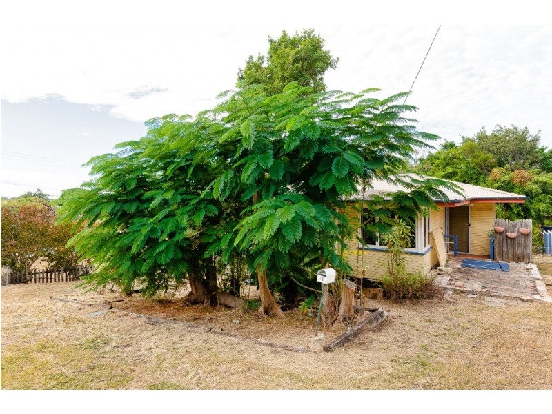 10 Elizabeth Street, South Gladstone QLD 4680