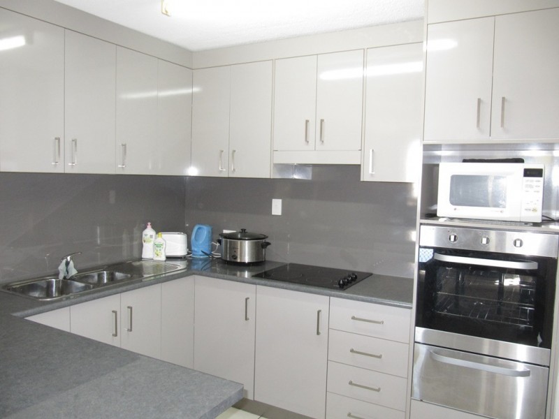 Unit 1/16 Kent Street, West Gladstone QLD 4680