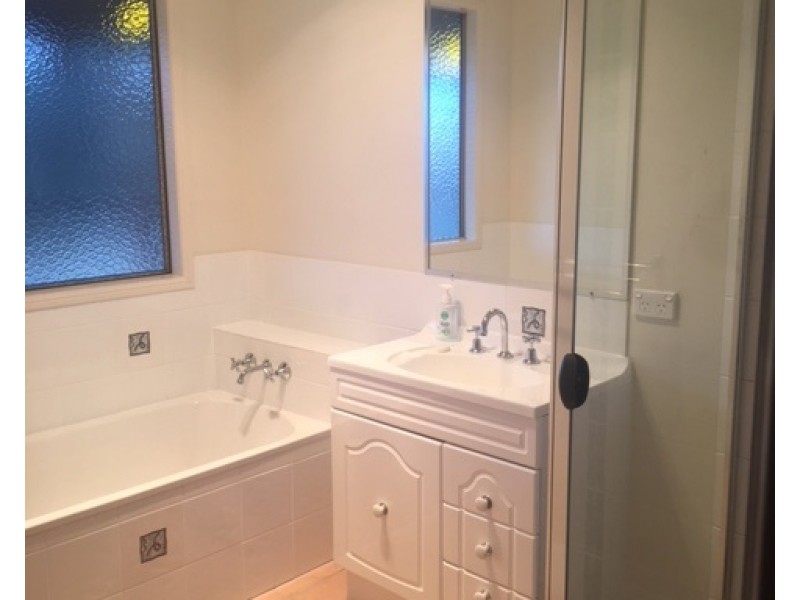 591 Hutt Creek Road, Bracewell QLD 4695