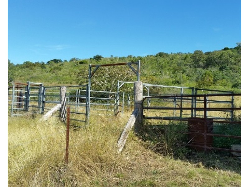 591 Hutt Creek Road, Bracewell QLD 4695