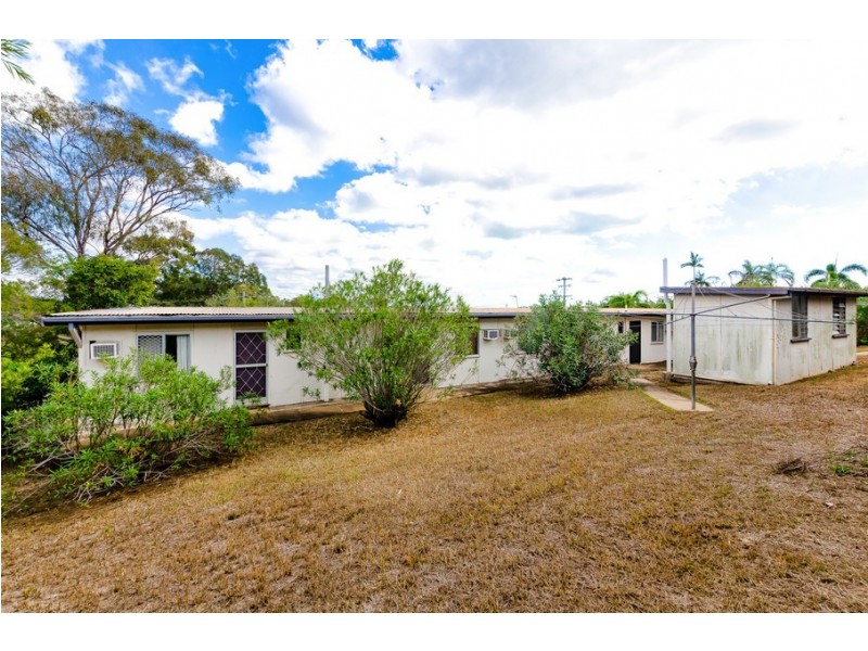 18-20 Grayson Street, West Gladstone QLD 4680