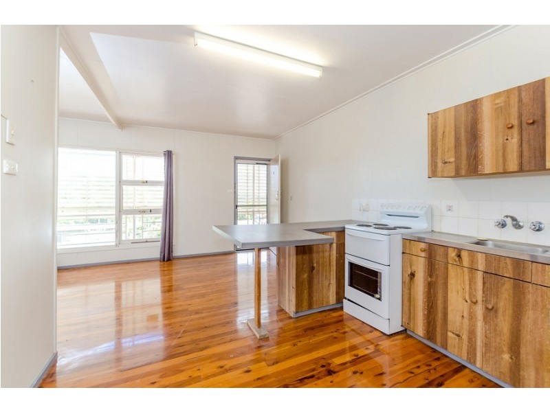 18-20 Grayson Street, West Gladstone QLD 4680