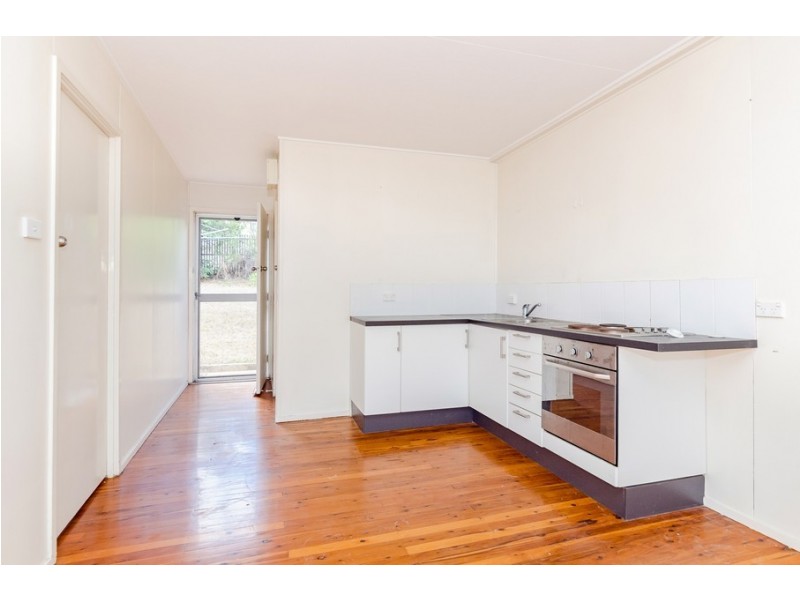 18-20 Grayson Street, West Gladstone QLD 4680