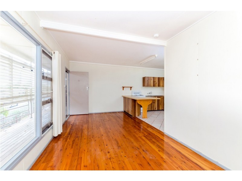 18-20 Grayson Street, West Gladstone QLD 4680