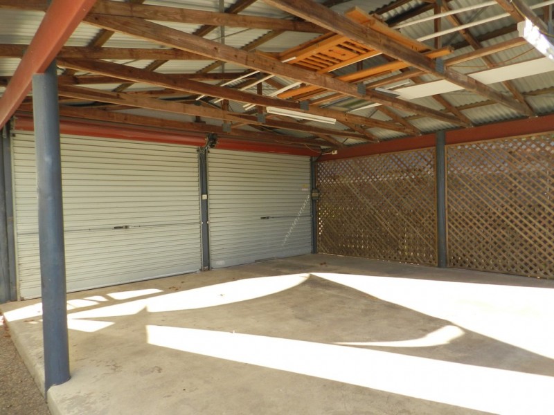 14 Pier Street, South Gladstone QLD 4680