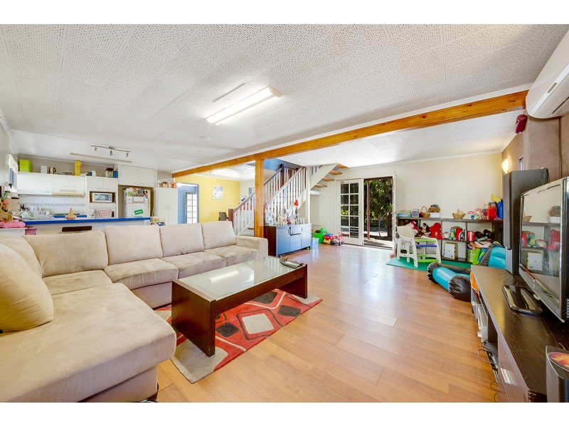 12 McDonald Street, Clinton QLD 4680