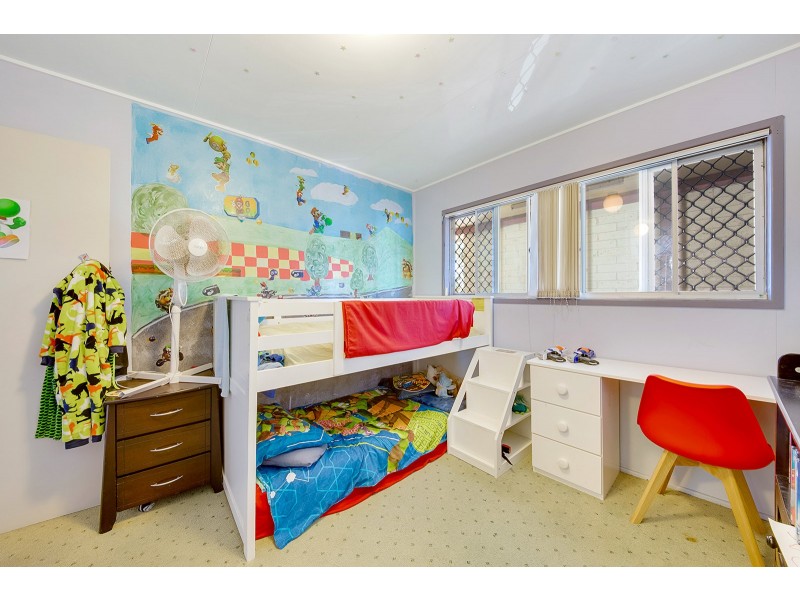 12 McDonald Street, Clinton QLD 4680