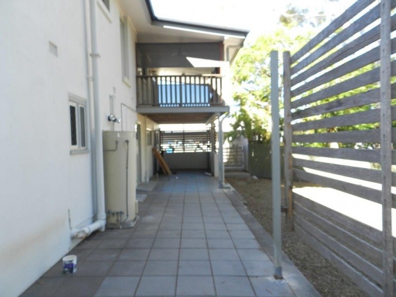 39 Robert Street, South Gladstone QLD 4680