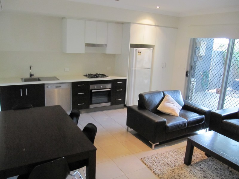 3/26 ROSSELLA STREET, West Gladstone QLD 4680