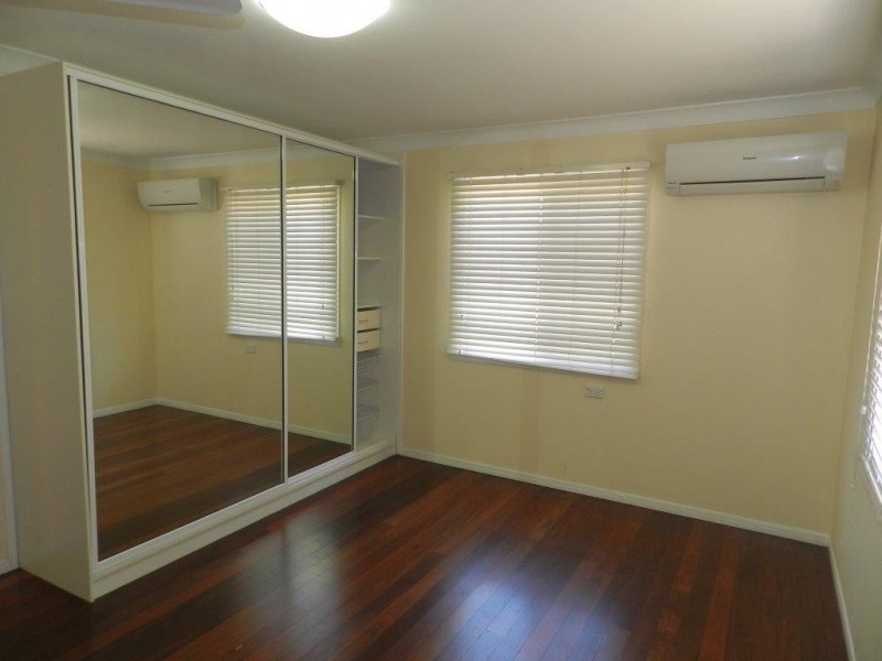 34 Rossella Street, West Gladstone QLD 4680