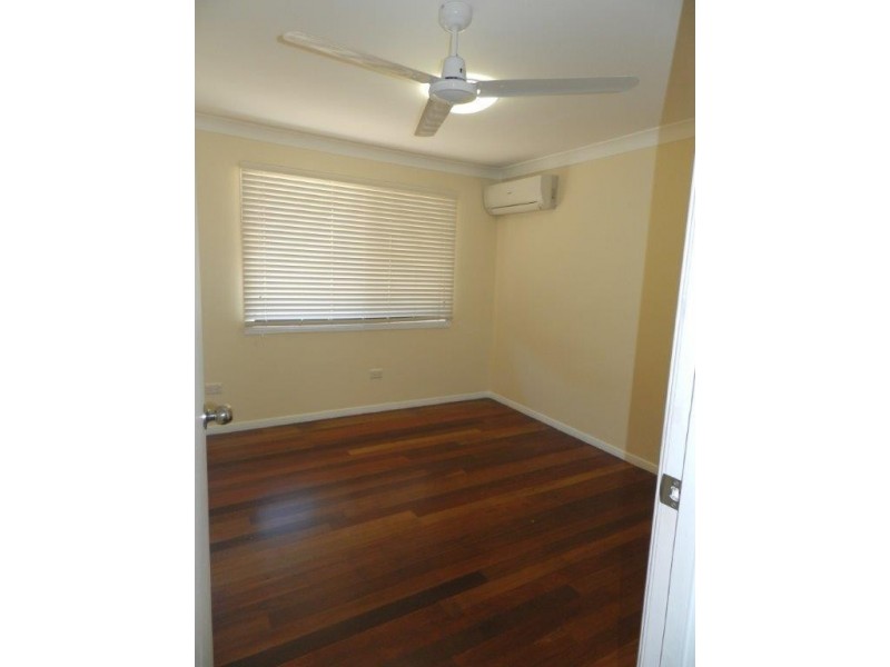 34 Rossella Street, West Gladstone QLD 4680