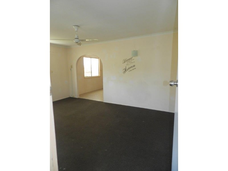 98 Elizabeth Street, South Gladstone QLD 4680