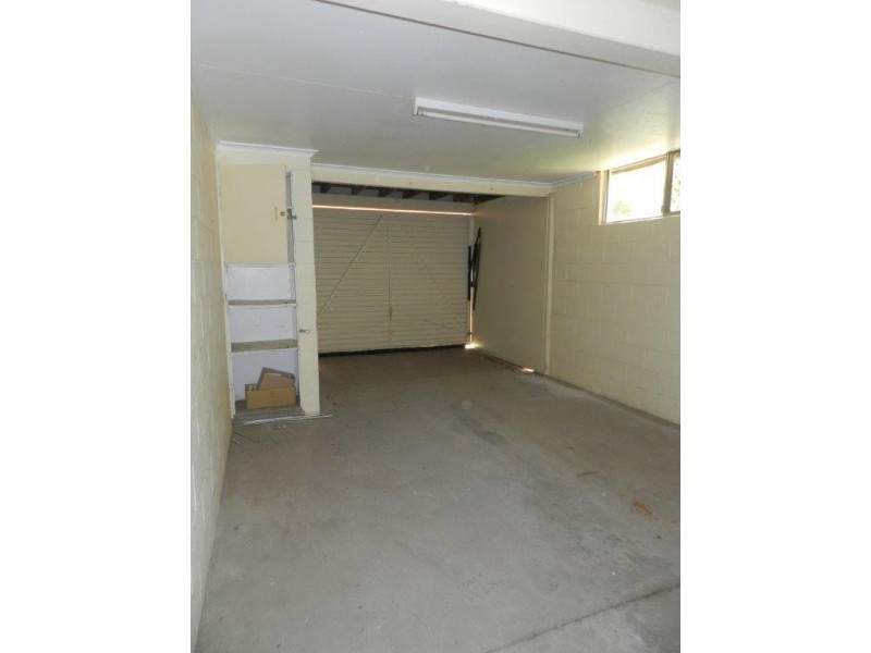 98 Elizabeth Street, South Gladstone QLD 4680