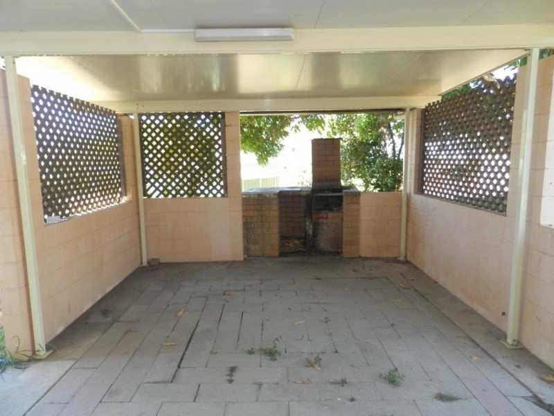 98 Elizabeth Street, South Gladstone QLD 4680