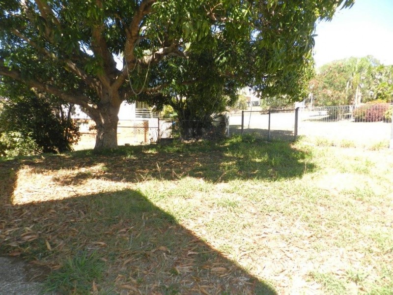 98 Elizabeth Street, South Gladstone QLD 4680