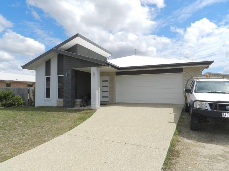 11 Sundew Street, New Auckland QLD 4680