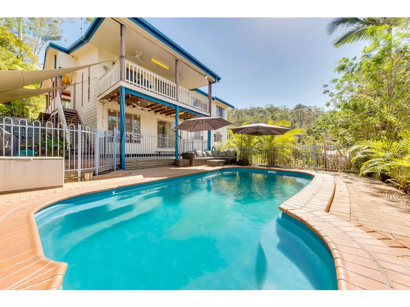 9 Dame Pattie Avenue, Clinton QLD 4680