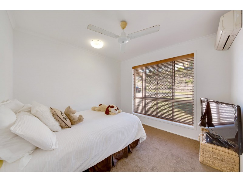 9 Dame Pattie Avenue, Clinton QLD 4680